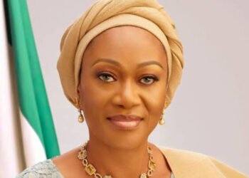 Nigerians blast Remi Tinubu over dinner invitation to senators