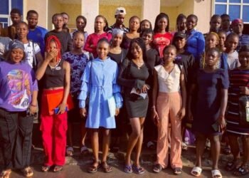 Enugu LG awards scholarships to 47 students