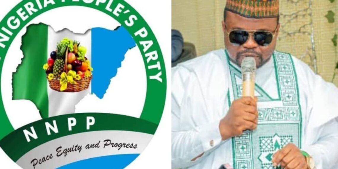 Ambassador Oguntoyinbo resigns from NNPP, joins PDP