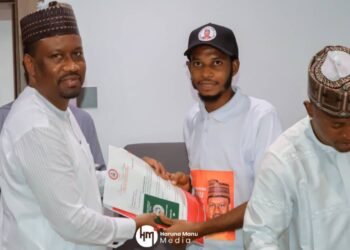 Foundation offers scholarship to 30 Taraba students to study in India