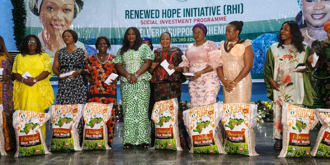 250 elderly Ebonyi residents benefit from Renewed Hope Initiative Financial Support Scheme
