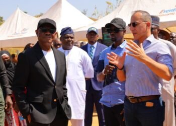 Wike ends 14-year delay, reassigns Apo–Karshi Road project to new contractor