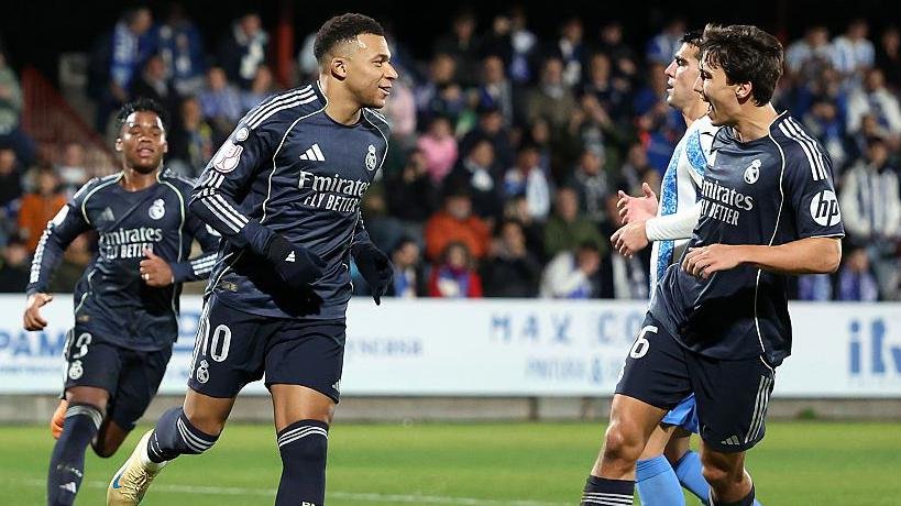 Mbappé's double rescues Real Madrid in 3–2 Copa del Rey win over Talavera