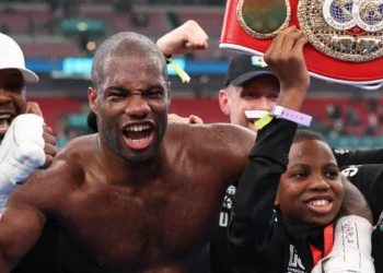 Dubois stuns Boxing World with blockbuster move to Jake Paul’s MVP ahead of Miami Superfight