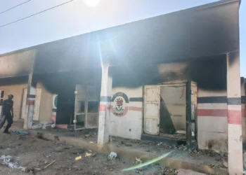 Mob lynch 3 suspected motorcycle thieves, artack NSCDC outpost in Kano