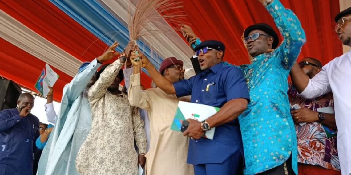 Rivers speaker Amaewhule, 15 others dump PDP for APC, cite “division” in party