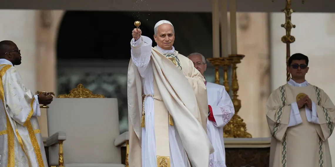 Pope Leo calls for courage' to end Ukraine in Christmas message