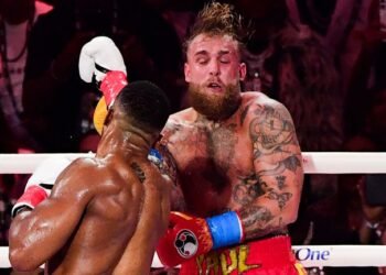 Anthony Joshua breaks Jake Paul’s Jaw in Miami heavyweight clash