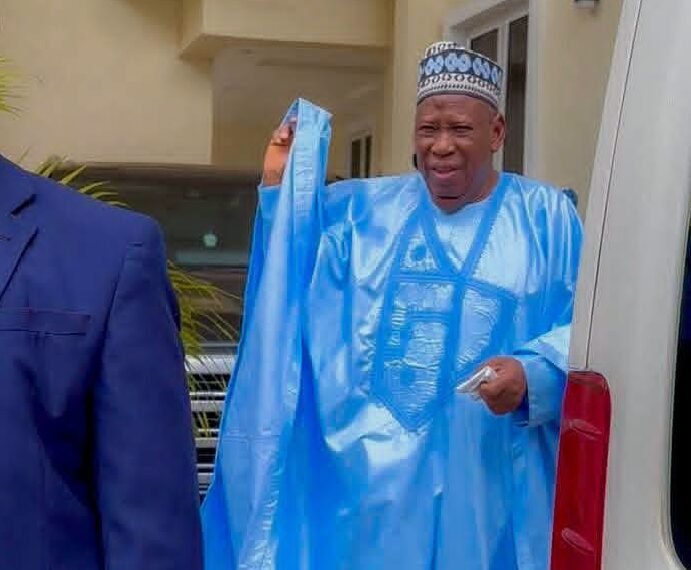 Ganduje returns from Dubai, sets for consultations on Kano politics