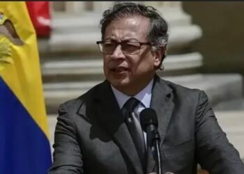 Colombian president vows to protect his country's sovereignty following Trump’s threats