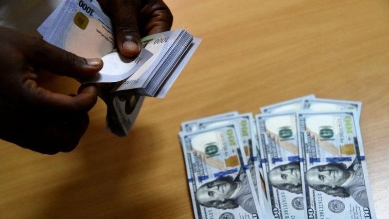 Naira weakens slightly against dollar