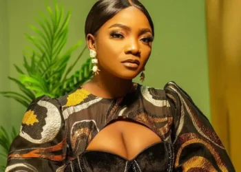 Simi explains delay in the release of her song 'Where You Dey'