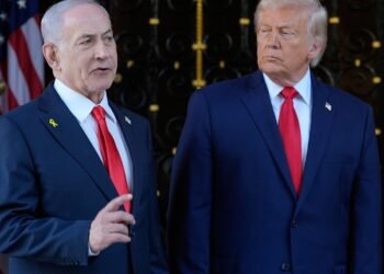 Army chief warns Trump, Netanyahu against interfering in Iran’s affairs