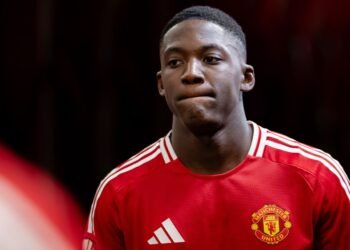 Manchester United set to reopen contract talks with Kobbie Mainoo amid uncertain future