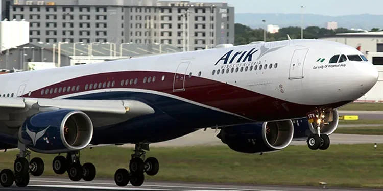 Panic as Arik Aircraft makes emergency landing in Benin
