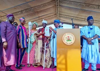 Gov. Makinde approves elevates 14 chiefs to obas in Oyo