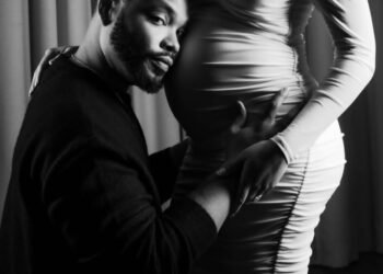 Eddie Murphy's son, wife expecting first child