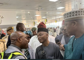 Nasir El-Rufai supporters clash with EFCC security in Abuja amid anti-corruption probe