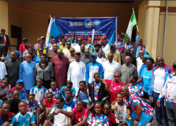 Gov. Oborevwori receives torch of unity, reaffirms Delta’s commitment to youth empowerment through sports