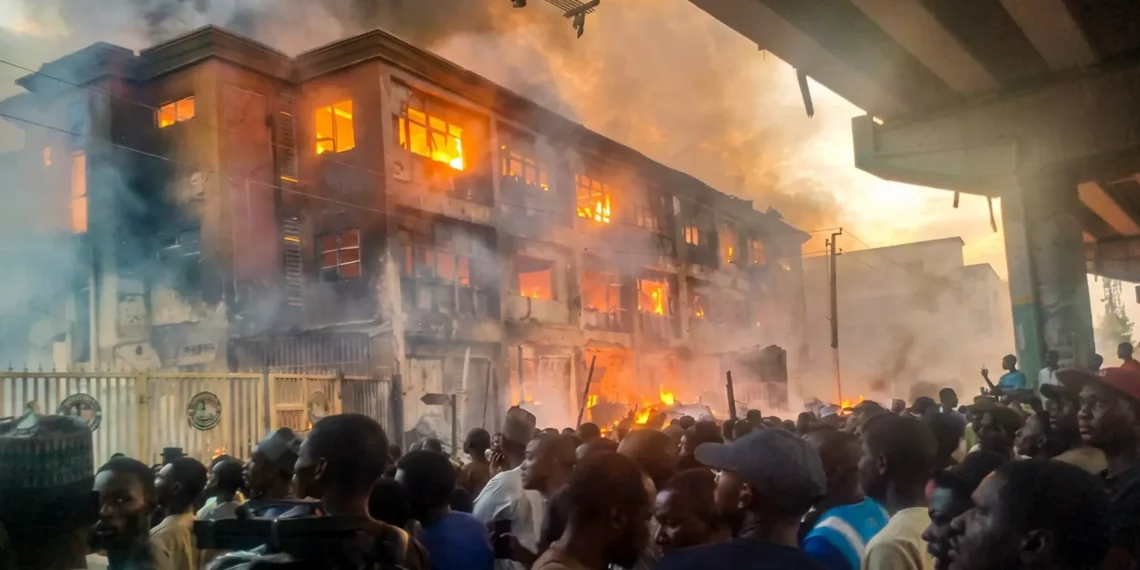 Singer Market Kano Fire: Fresh blaze destroys warehouses, deepens traders’ losses