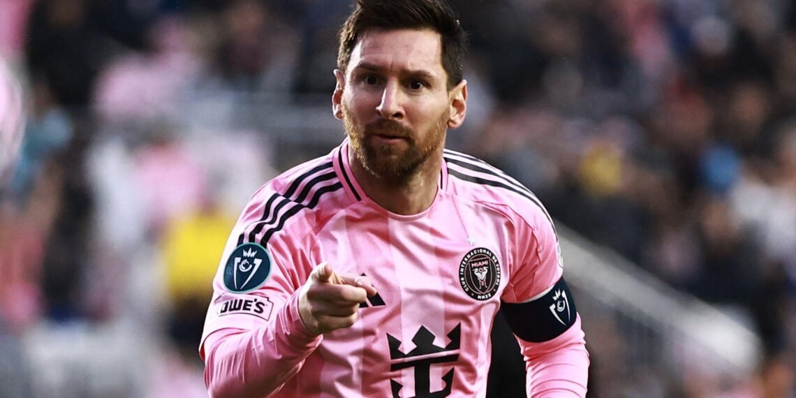 Lionel Messi hits historic 900 career goals