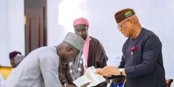Gov. Eno hosts Muslims in Akwa Ibom, calls for unity, peaceful coexistence