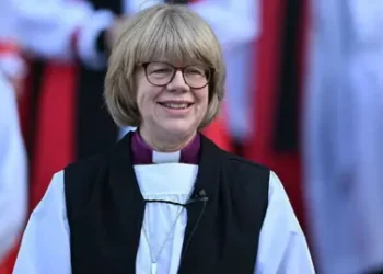 First female Archbishop of Canterbury to be enthroned
