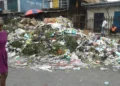 Calabar Refuse Crisis: Residents protest waste heaps as Governor Otu orders urgent clean-up