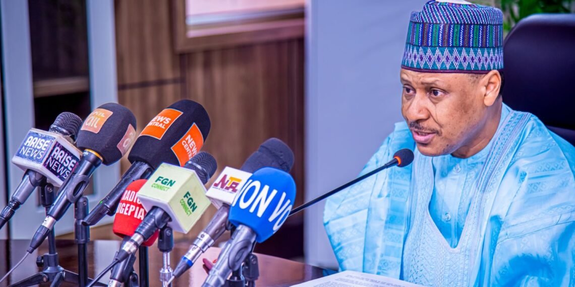 FG urges stronger media collaboration in fight against corruption