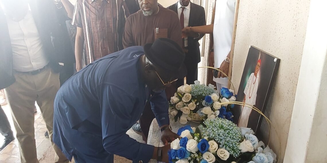 Gov. Oborevwori visits late ex-Deputy Governor Elue’s family