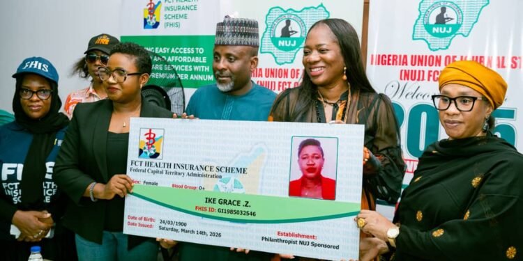 Fasawe, NUJ president urge philanthropists to sponsor health insurance for journalists as NUJ FCT launches scheme