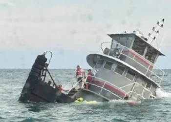 1 sailor dead, 5 missing as Nigerian tugboat sinks off South Africa’s coast