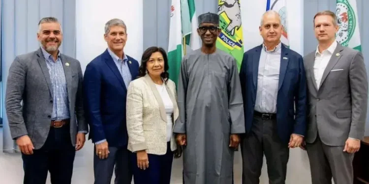 Rights group seeks release of 4 ex-minister's aides