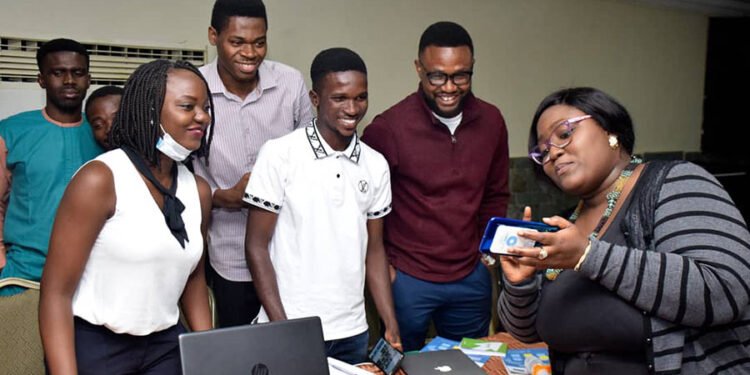 Foundation trains journalists on investigative reporting to strengthen accountability