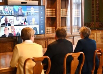 UK-led 40-nation coalition pushes diplomatic solution to reopen Strait of Hormuz amid global energy crisis