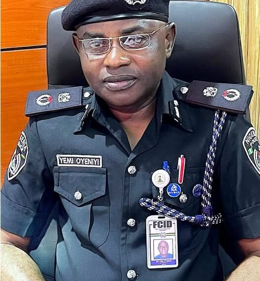 Delta Police crack down on extortion, ban proxy arrests as CP Yemi Oyeniyi issues tough directive