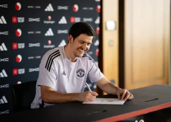 Maguire signs one-year contract extension at Manchester United