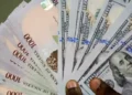 Naira holds steady at N1,352 against the dollar