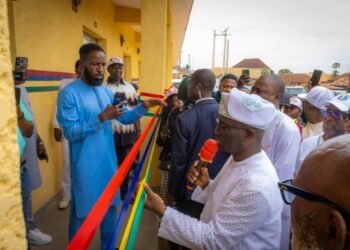 Gov. Okpebholo commissions rebuilt POWA complex, supports traders with N200m