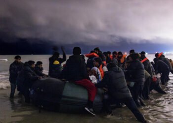 Four migrants die in English channel crossing as smugglers deploy ‘Taxi-Boat’ strategy