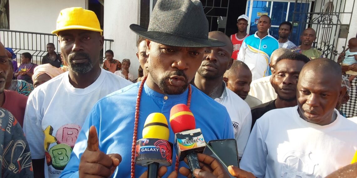 Delta community celebrates release of 5 detained community members, demands compensation from firm