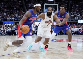 Cavaliers crush Pistons to reach Eastern Conference finals
