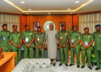 Gov. AbdulRazaq meets army chief as fresh attacks rock Kwara