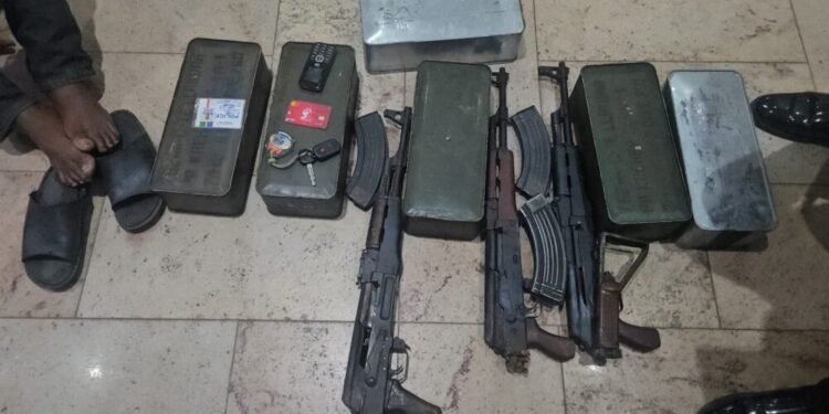 Police intercept armed suspects, recover pump-action guns in Delta