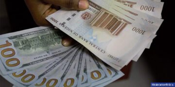 Naira trades steady against Dollar as black market rate hits ₦1,400