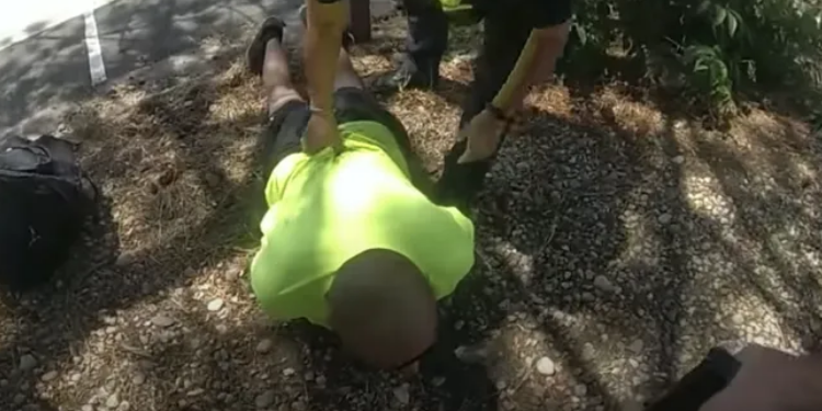Outrage as man claiming to be a police officer threatens to Kill anyone filming him on duty