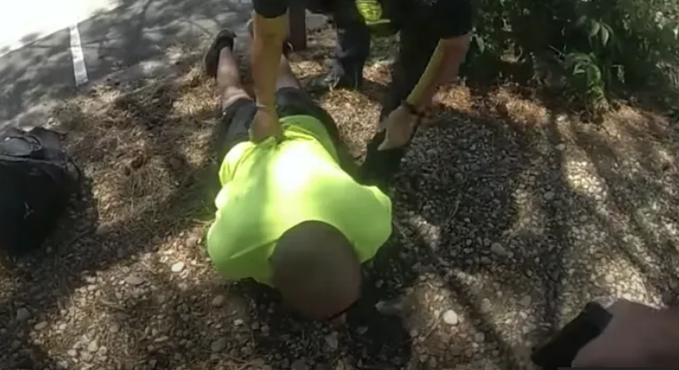 Viral Video: Alleged police officer threatens to kill anyone filming him on duty