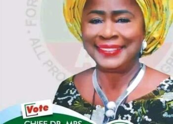 Akume’s wife Regina Akume picks senatorial nomination form