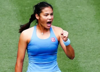 Raducanu defeats Russia's Anna to advance to round of 16 at Queen’s Club Championships