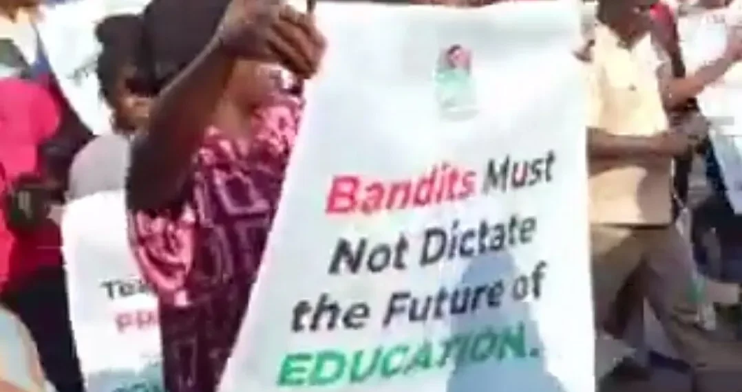 Adamawa teachers join protests against school abductions, demand release of abducted Oyo schoolchildren